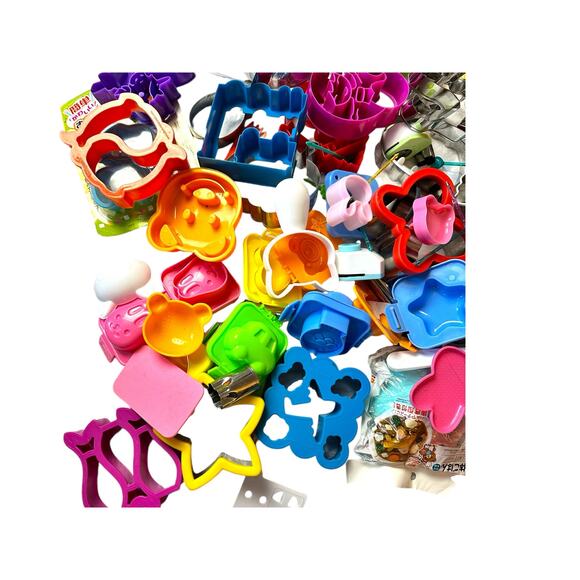 Sandwich Cutter and Cookie Cutter lot to make Fun Lunches Kids Crafts - Picture 3 of 5